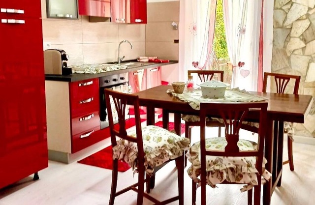 Holiday home 'Stefy's House, Red Room' with shared garden and air conditioning