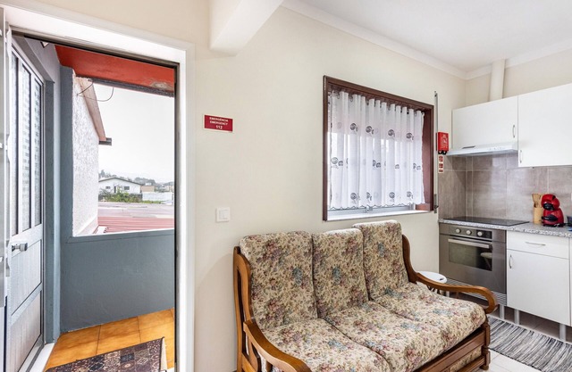 Holiday Home 'T1 Perto Do Porto' with Mountain View, Private Terrace and Wi-Fi