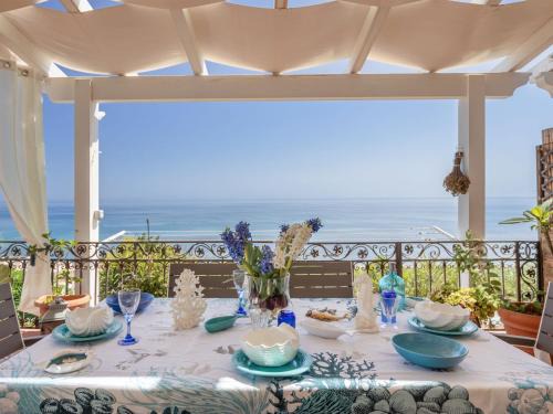 Holiday Home Terrazza del Sud by Interhome