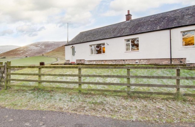 Holiday Home The School House