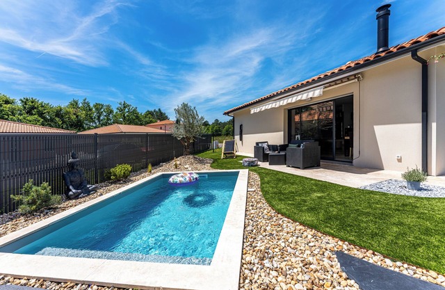 Ferienhaus 'Villa Mayana' mit privatem Pool, WLAN und Klimaanlage