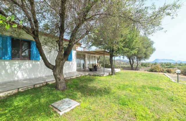 Ferienhaus 'Villa singola con vista mare' mit Meerblick, Garten und Klimaanlage