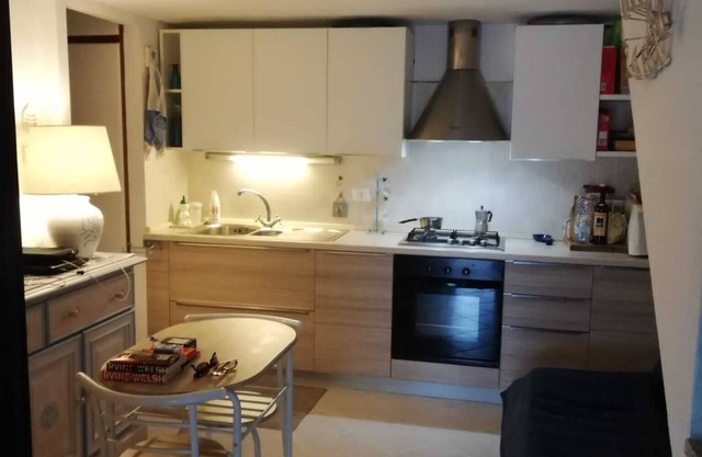 Ferienhaus 'Villa Genovesi Tamerici' in Meeresnähe mit Garten & WLAN