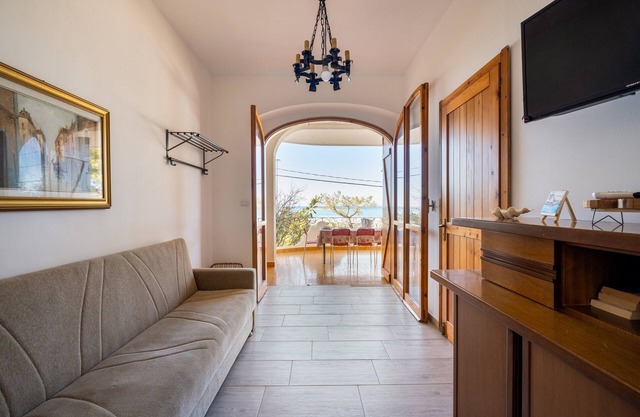 Ferienhaus 'Villa Gaudì - Pedrera' mit Meerblick, WLAN und Klimaanlage