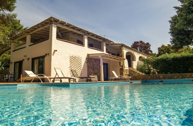 Holiday Home 'Villa Meigama Covo E Terrazza' with Private Pool, Private Terrace and Air Conditioning