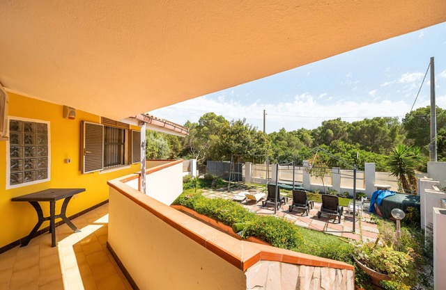 Ferienhaus 'Villa Mimosa' mit privater Terrasse, privatem Garten und Klimaanlage
