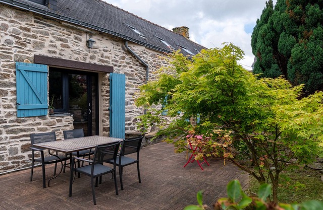 Ferienhaus "Ville Moizo" mit Privatem Garten und WLAN