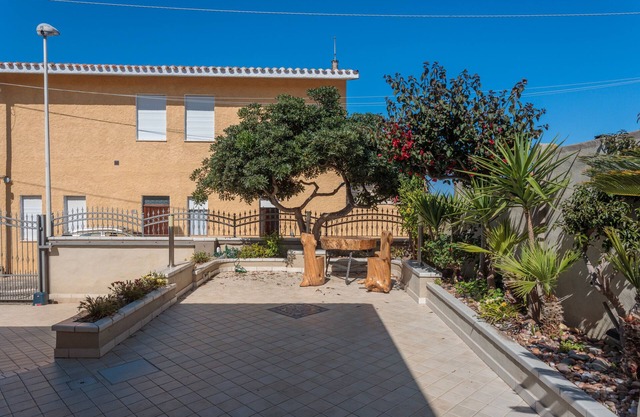 Ferienhaus 'Villetta Al Mare - S'archittu' mit privatem Garten, Wi-Fi und Klimaanlage
