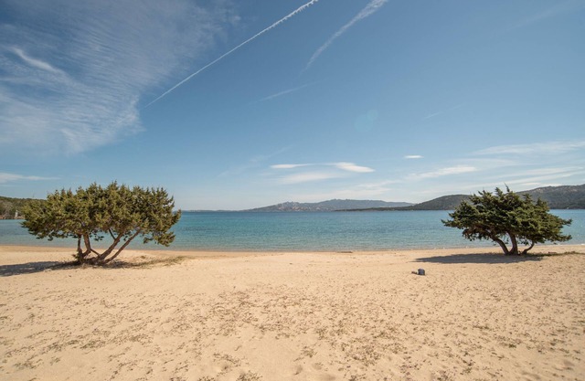 Ferienhaus "Porto Mannu Two Room Villa" mit Meerblick und Terrasse