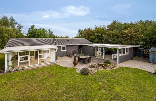 Holiday Home Waghn - 800m to the inlet by Interhome
