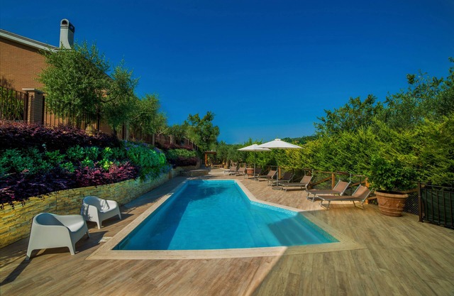 Ferienhaus mit Pool in 350 m Entfernung. vom Meer entfernt im Herzen der Riviera delle Palme
