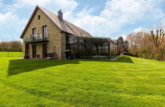 Ferienhaus mit Innenpool
