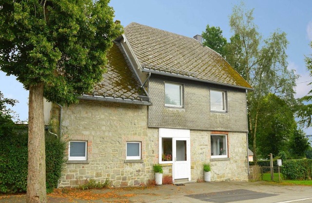 Ferienhaus mit Garten, Heizung, Grill
