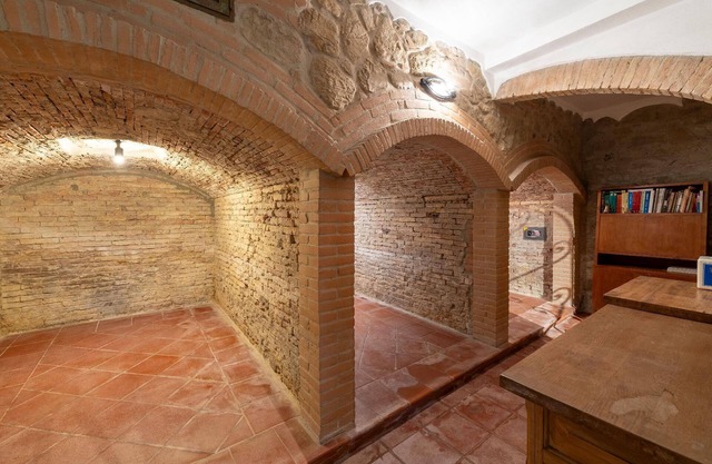 Holiday house Chianni for 1 - 10 persons with 4 bedrooms - Holiday house