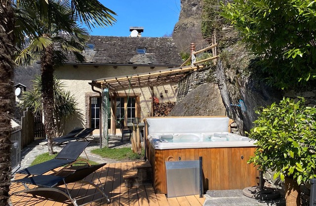 Ferienhaus Dongio für 1 - 4 Personen mit 2 Schlafzimmern - alleinstehendes Ferienhaus