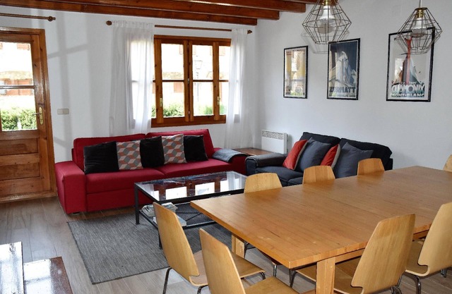Ferienhaus Escarrilla für 1 - 10 Personen mit 3 Schlafzimmern - Reihenhaus