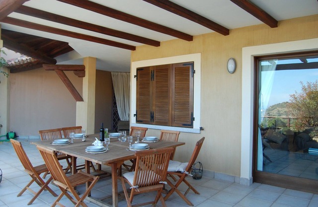 Ferienhaus im Zentrum von Villasimius im Wohngebiet - Terrasse mit Meerblick