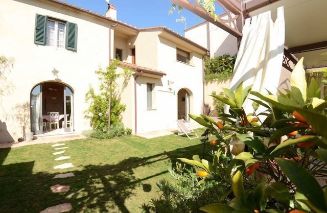 Ferienhaus Lari für 1 - 8 Personen mit 3 Schlafzimmern - Ferienhaus