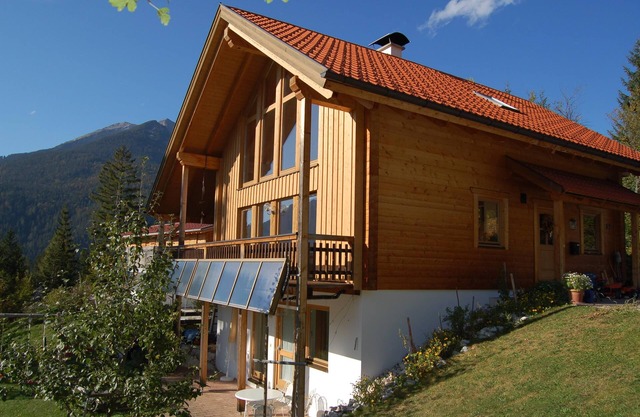 Freistehendes Blockhaus mit Terrasse am Fuß der Zugspitze, Aussicht vom Feinsten