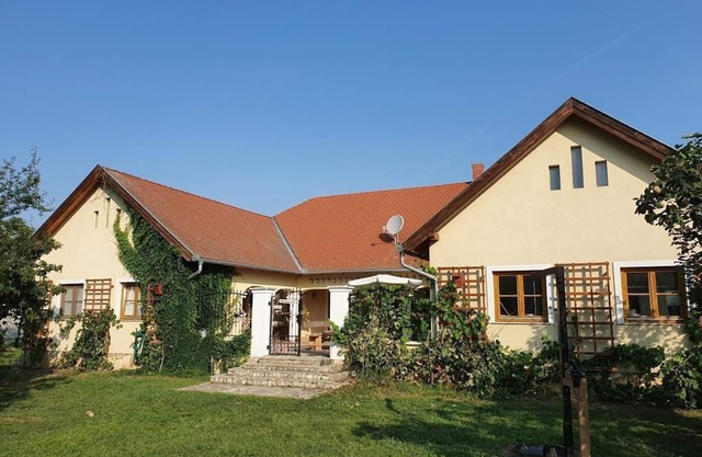 Ferienhaus Lócs für 1 - 7 Personen mit 4 Schlafzimmern - Ferienhaus