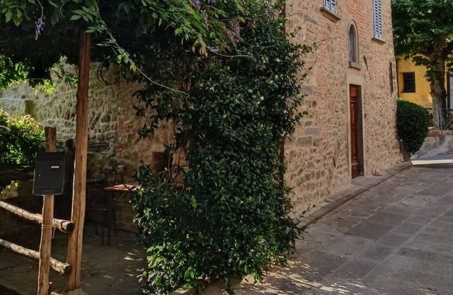 Holiday house Massa e Cozzile for 1 - 4 persons with 2 bedrooms - Holiday home