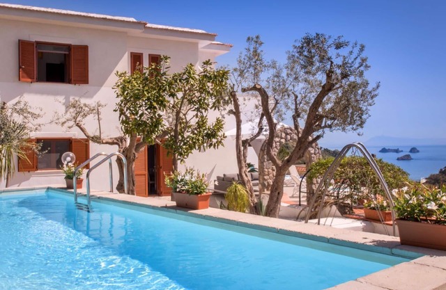 Ferienhaus Massa Lubrense für 1 - 8 Personen mit 4 Schlafzimmern - Reihenhaus