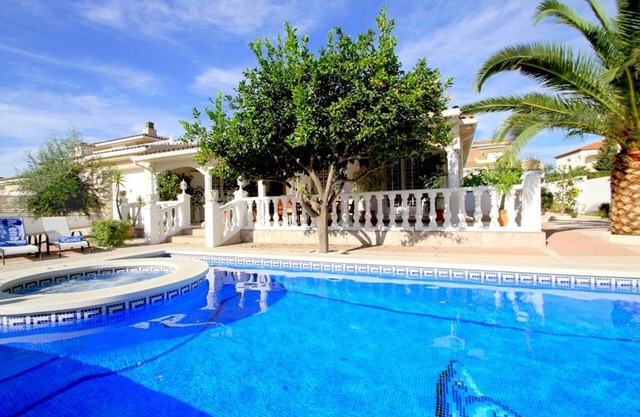 Ferienhaus Miami-Platja für 1 - 12 Personen mit 7 Schlafzimmern - Ferienhaus