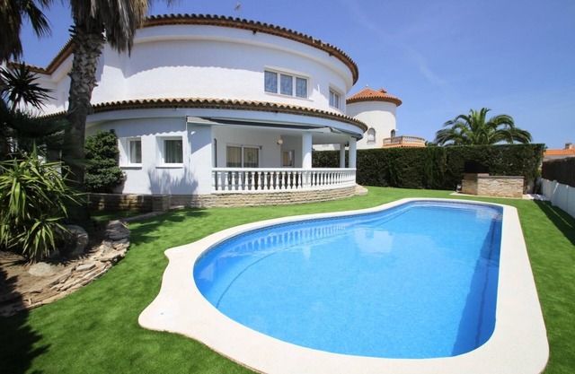 Ferienhaus Miami-Platja für 1 - 12 Personen mit 5 Schlafzimmern - Ferienhaus