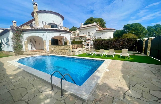 Ferienhaus Miami-Platja für 1 - 8 Personen mit 4 Schlafzimmern - Ferienhaus
