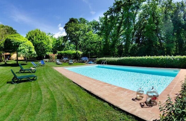 Ferienhaus Montecarlo für 1 - 6 Personen mit 2 Schlafzimmern - Ferienhaus