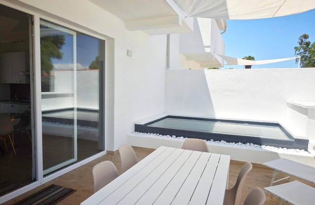 Ferienhaus Porto Pino für 1 - 4 Personen mit 2 Schlafzimmern - Doppelhaus