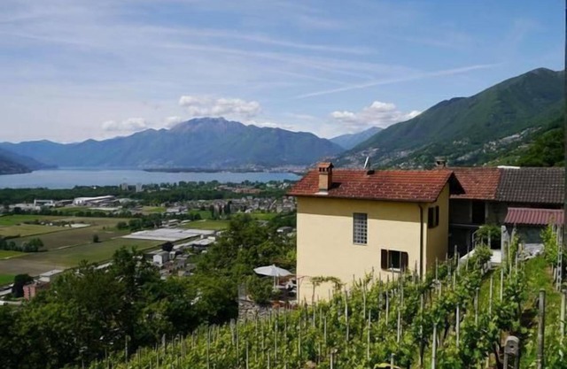 Ferienhaus Riazzino für 1 - 4 Personen mit 2 Schlafzimmern - alleinstehendes Ferienhaus