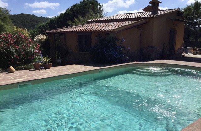 FerienHaus mit Garten und Pool