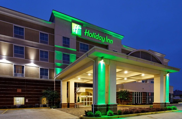 Holiday Inn Batesville by IHG