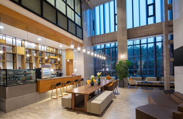 Holiday Inn Chengdu Airport by IHG