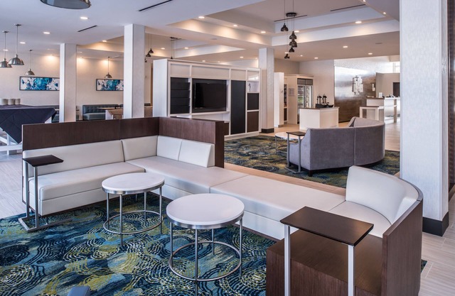 Holiday Inn Detroit Northwest - Livonia by IHG