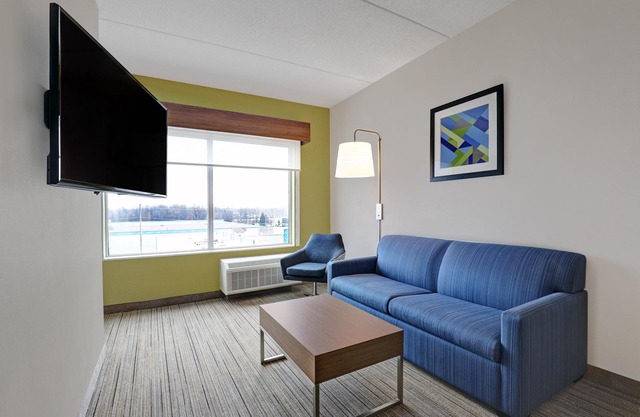 Holiday Inn Express & Suites Port Elgin by IHG