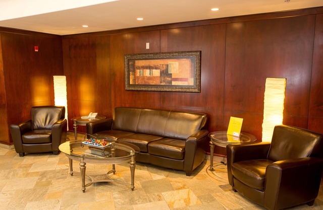 Holiday Inn Express Hotel & Suites Drayton Valley by IHG