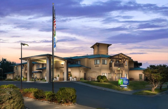 Holiday Inn Express Hotel & Suites Arcata/Eureka-Airport Area by IHG