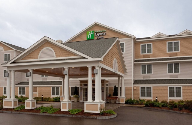 Holiday Inn Express Hotel & Suites Rochester by IHG