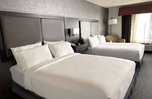Holiday Inn Express Hotel & Suites Barstow-Outlet Center by IHG