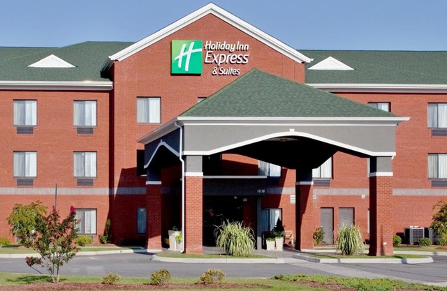 Holiday Inn Express Hotel & Suites Suffolk by IHG
