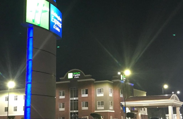 Holiday Inn Express Hotel & Suites Canton by IHG