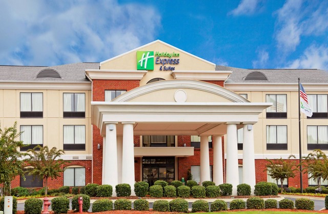 Holiday Inn Express Hotel & Suites Tupelo by IHG