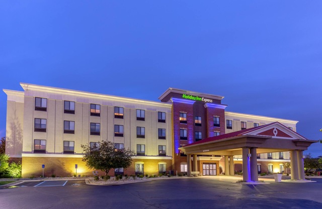 Holiday Inn Express Indianapolis - Southeast by IHG