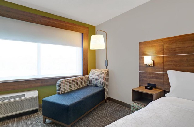 Holiday Inn Express - Kingston West by IHG
