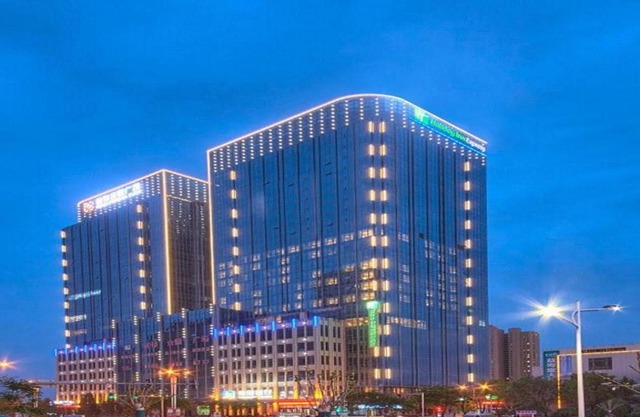 Holiday Inn Express Panjin Downtown by IHG