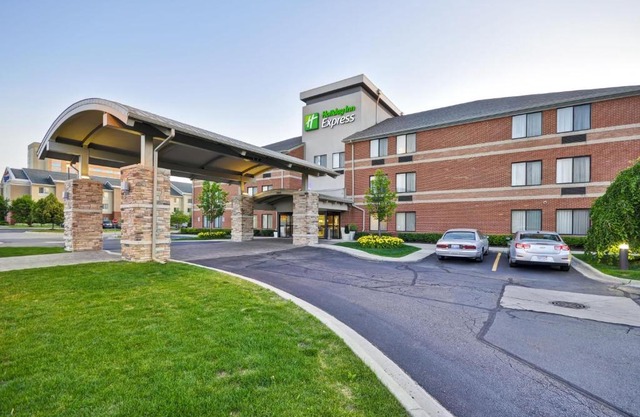 Holiday Inn Express Romulus/Detroit Airport by IHG