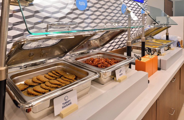 Holiday Inn Express And Suites Cushing by IHG