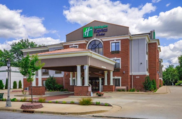 Holiday Inn Express & Suites - South Bend - Notre Dame Univ.